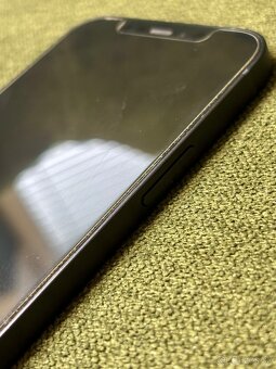 iPhone 12 - Black 64GB - 8