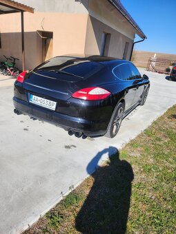 Predám porsche panamera 4s v8 - 8