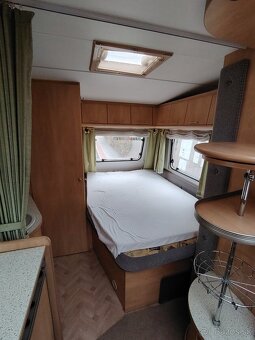 Bürstner Ventana 450-mover, předstan, francouzská postel - 8