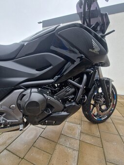 Honda nc 750 x dct 2016 nová STK nové gumy - 8