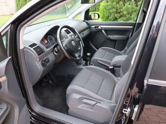 Volkswagen Touran 1.9 TDI Highline NAVI - bez DPF filtra - - 8