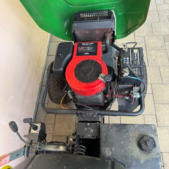 Husqvarna rider 850 / JOHN DEERE - 8