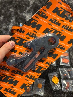 Ktm exc/ sx cnc diely, chrániče, six days, powerparts - 8