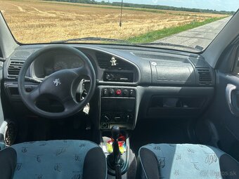 🚗 Peugeot Partner 2.0 HDI – veterán s dušou rakety 🚀 - 8