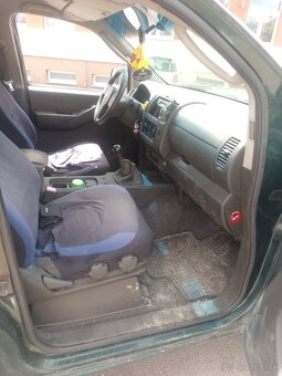 Predám Nissan Navara D40 4x4 ročník 2007 - 8