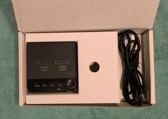 Predám DUAL-BAY M.2 SATA DUPLIKÁTOR - 8