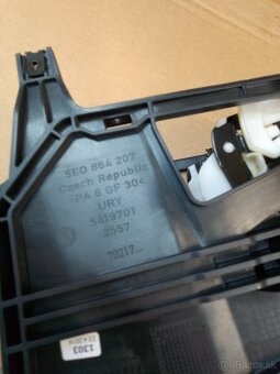 kožená lakťová opierka Octavia 3 - 8