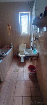 Rodinný dom + pozemok na predaj - 8