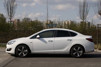 Opel Astra Notchback 1.7 CDTI 130k Cosmo - 8