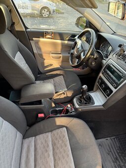 Škoda Octavia 1.6 MPI 75kW, Facelift – 2011, benzín + LPG - 8