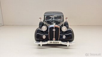 1:18 HORCH 930 V - 8