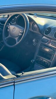 MERCEDES CLK240 - 8