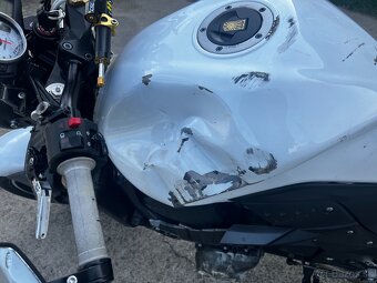 Kawasaki Z1000 2008 - 8