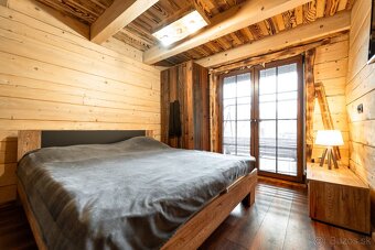 Na predaj nádherná a priestranná drevenica Valkov - Domaša - 8