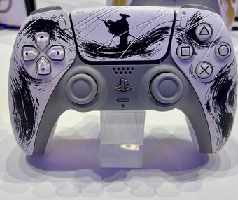 Sony PS5 DualSense Ghost Of Yotei Black Limited Edition - 8