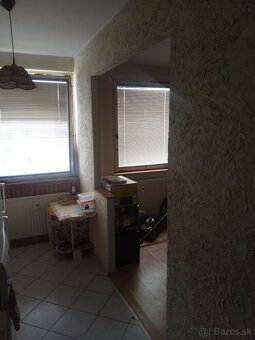 Trojizbový byt Liptovský Mikuláš, sídlisko Podbreziny - 8