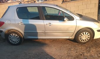 Peugeot 307 1.4 benzin 65kw - 8