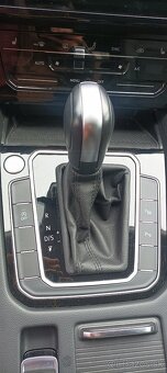 Predám VW Passat Variant v záruke - 8