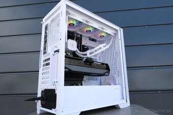 Herný PC, Ryzen 9 7950X3D, RX 9070 XT, 96GB RAM, SSD, 24m - 8
