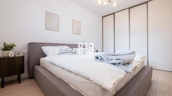 Garáž- Ihneď voľný- Novostavba- Zariadený - 8