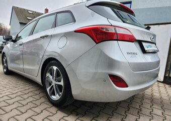 Hyundai i30 1.6-spotř.5l/100km - 8