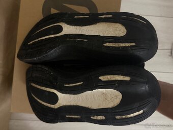 Adidas Ultraboost Light - 8