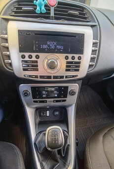 Lancia Delta 1.6 JTD Gold kup. v SR - 8