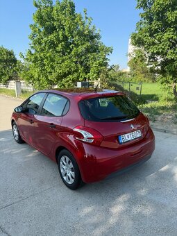 Predam Peugeot 208 1.0 benzin najazdene 40tisic km nová STK - 8
