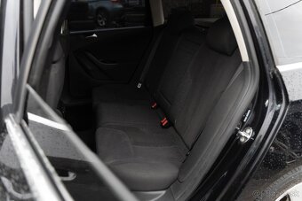 Volkswagen Passat Variant 2.0 TDI CR 110k DPF Comfortline - 8