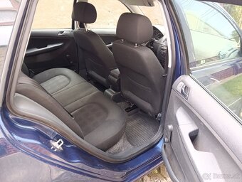 Predám Škodu Fabia combi 1.4 16V 74 kw v plnej výbave. - 8