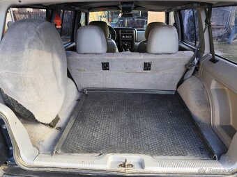 Jeep Cherokee XJ - 8