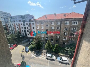 Útulná garsónka s lodžiou - Belehradská ulica , Bratislava - - 8
