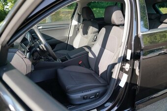 ŠKODA SUPERB COMBI STYLE 2.0 TDI DSG - 8