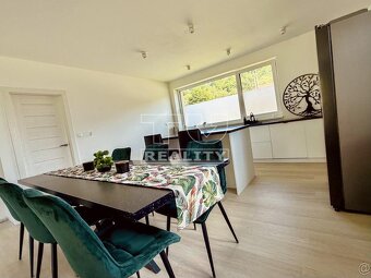 VEĽKOMETRÁŽNY RD V TRNOVOM, 180m2 úžitková plocha,... - 8