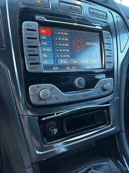 Ford mondeo 2.0tdci - 8