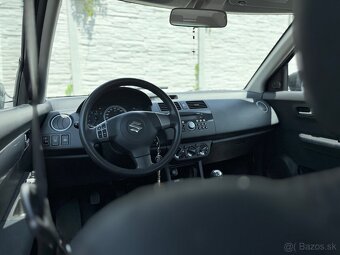 Suzuki Swift 1.3 - 8