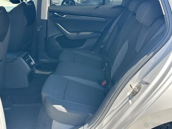 Škoda Octavia Combi 2.0 TDi M6, r.v.: 2022 - 8