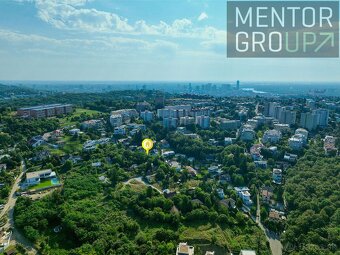 Ponúkame na predaj investičný stavebný pozemok v Starom mest - 8