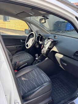 Kia Venga 1.6CRDi 2010 - 8