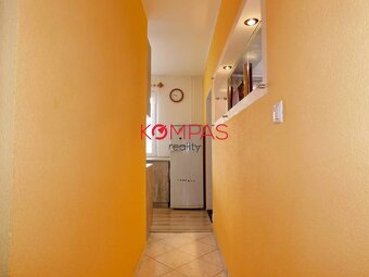 PRENÁJOM 3 IZBOVÝ BYT PO REKONŠTRUKCII, KOMPLETNE ZARIADENÝ - 8