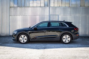 Audi E-tron 55 quattro, 300kW, Webasto, Vzduch, ťažné - 8