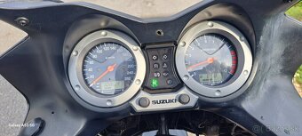 Suzuki DL1000 V-Strom - 8