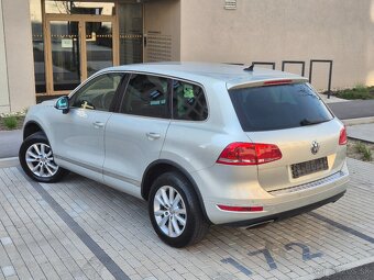 Volkswagen Touareg II 3.0 TDI V6 - 8