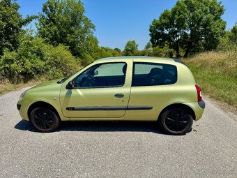 Predám Renault Clio II - 1.2 benzín - 8