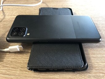 Samsung Galaxy A12 / 4GB/128GB TOP stav - 8