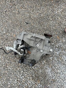 Rozpredam škoda fabia 2 1.2tsi 63kw 77kw - 8