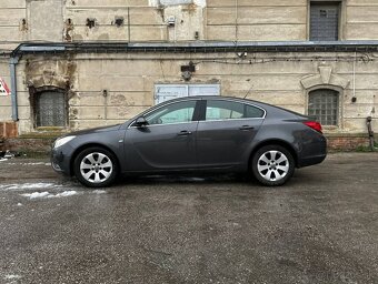 Opel Insignia 2.0 CDTI - 8