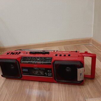 Radiomagnetofon+1-SHARP cerveny gratis. - 8