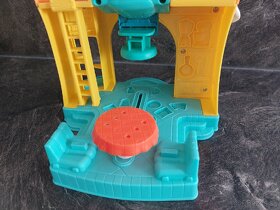 Play-Doh Town 3v1 Mestské centrum - 8