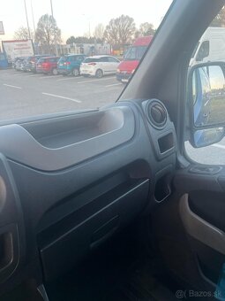 Renault Master 2,3 92kw - 8